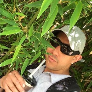 Meet your Posher, Hector